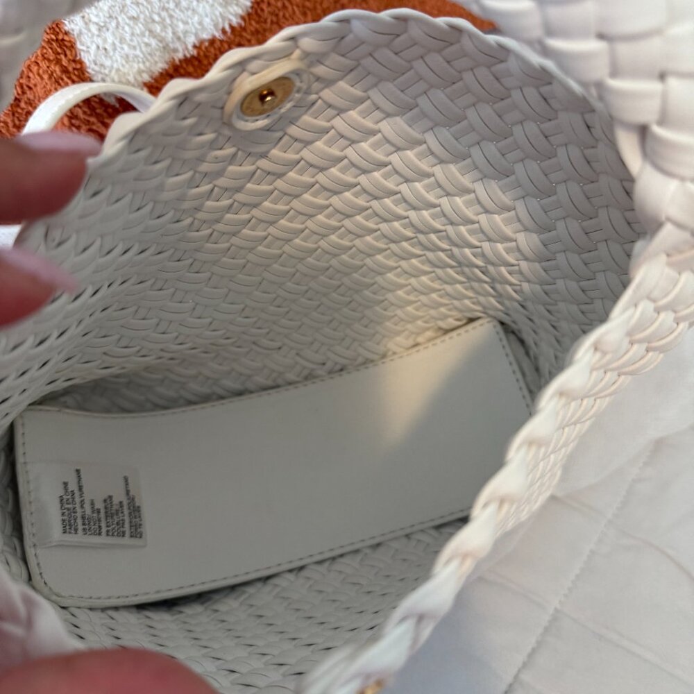 VICI Jessamine Woven Bag  in White - Picture 3 of 7